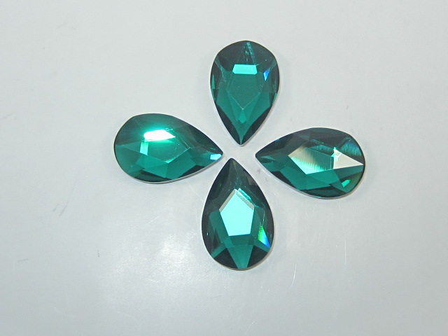 6pcs. PEAR 14x9mm EMERALD FLATBACK European Rhinestones